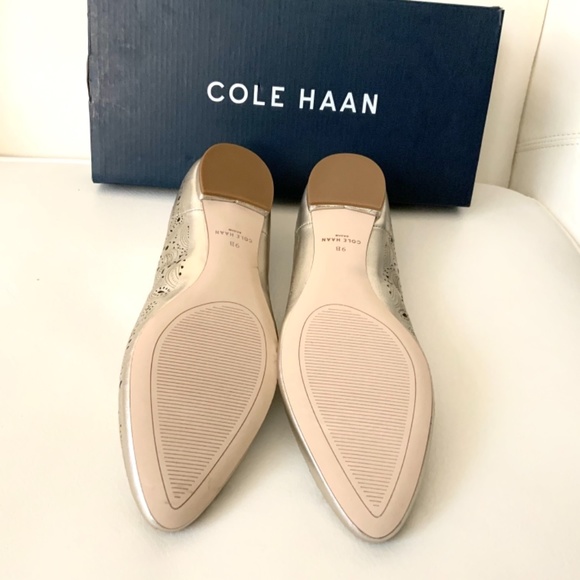Cole Haan Grand Ambition Callie Gold Leather Flat - Picture 15 of 16